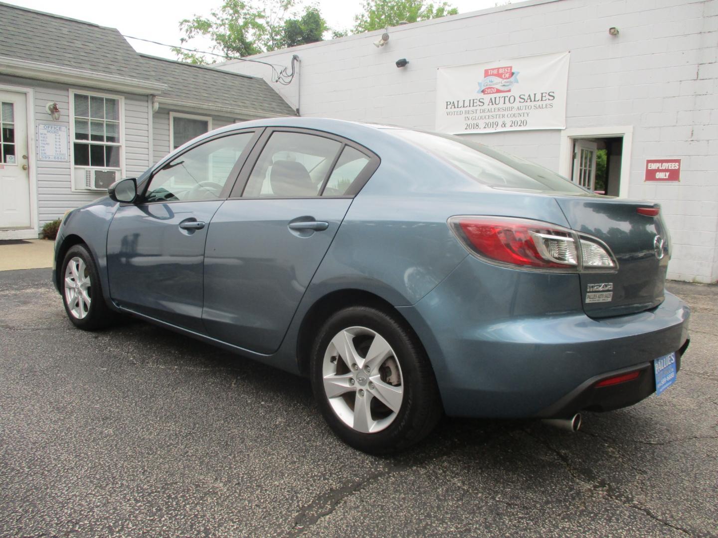 2011 BLUE Mazda MAZDA3 i Touring 4-Door (JM1BL1VF9B1) with an 2.0L L4 DOHC 16V engine, located at 540a Delsea Drive, Sewell, NJ, 08080, (856) 589-6888, 39.752560, -75.111206 - Photo#3